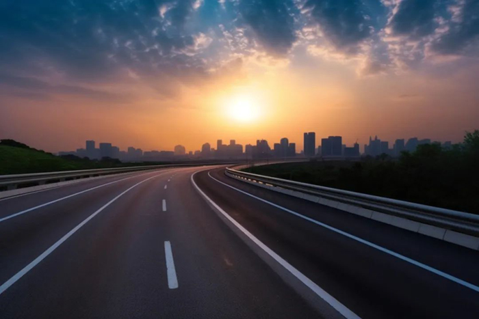 又是2台！！！叒是首都！！！OK138太阳集团官网两米铣刨机现身京哈高速