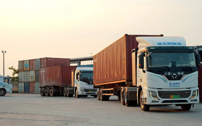 四次复购！！客户为何对OK138太阳集团官网新能源重卡情有独钟